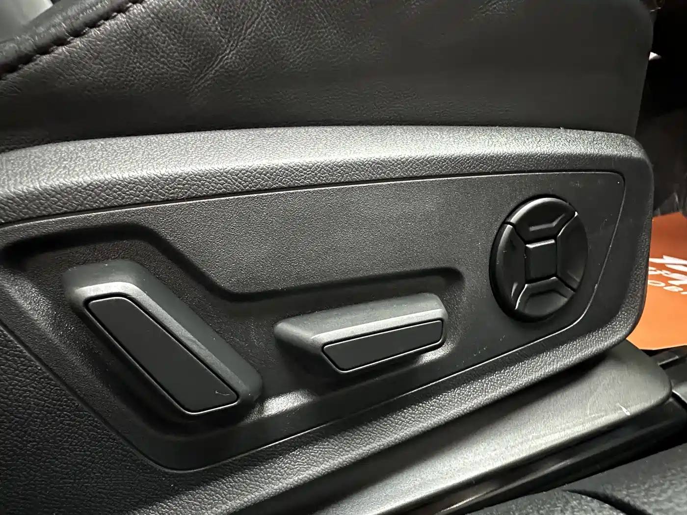 Audi A6L 2021 40 TFSI Luxury Sport фото 25