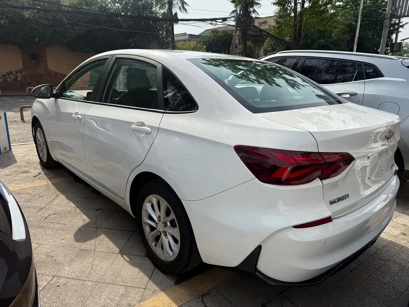 CHEVROLET CRUZE