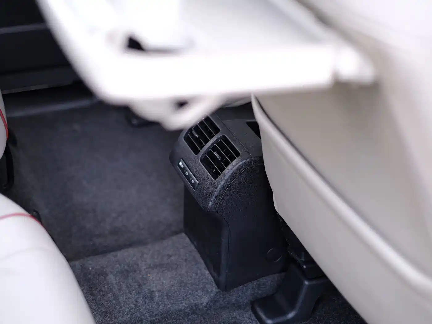 Mazda Mazda5 2012 2011 2.0L Automatic Comfort