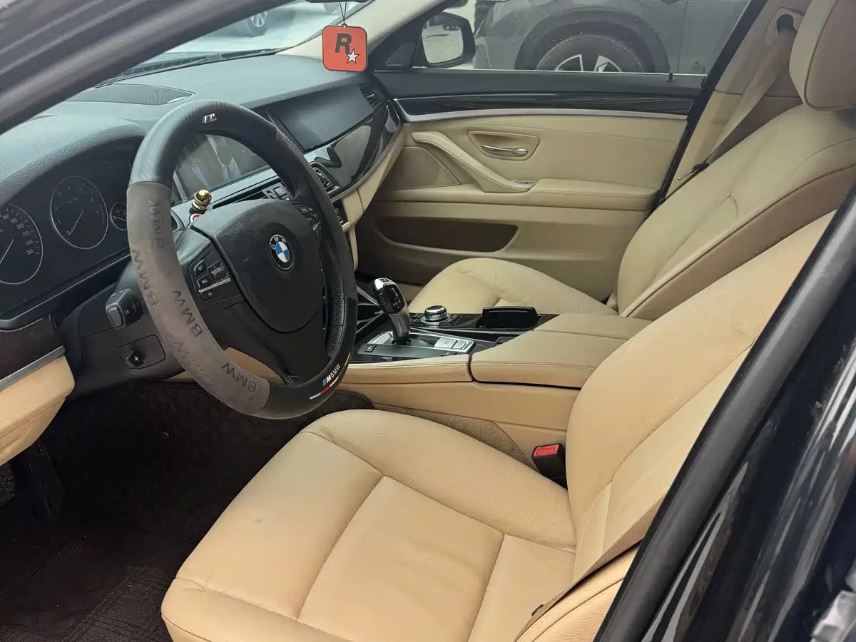 Фото 4 - BMW 5 Series