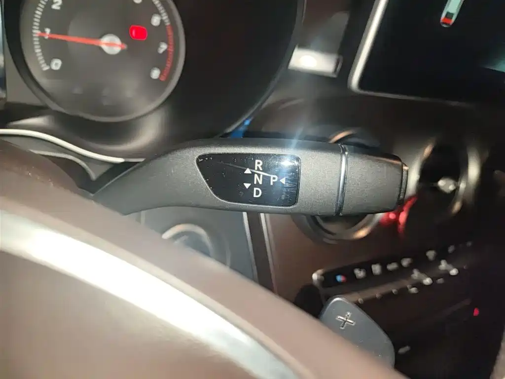 Mercedes-Benz GLC 2017 GLC 300 4MATIC Dynamic фото 7