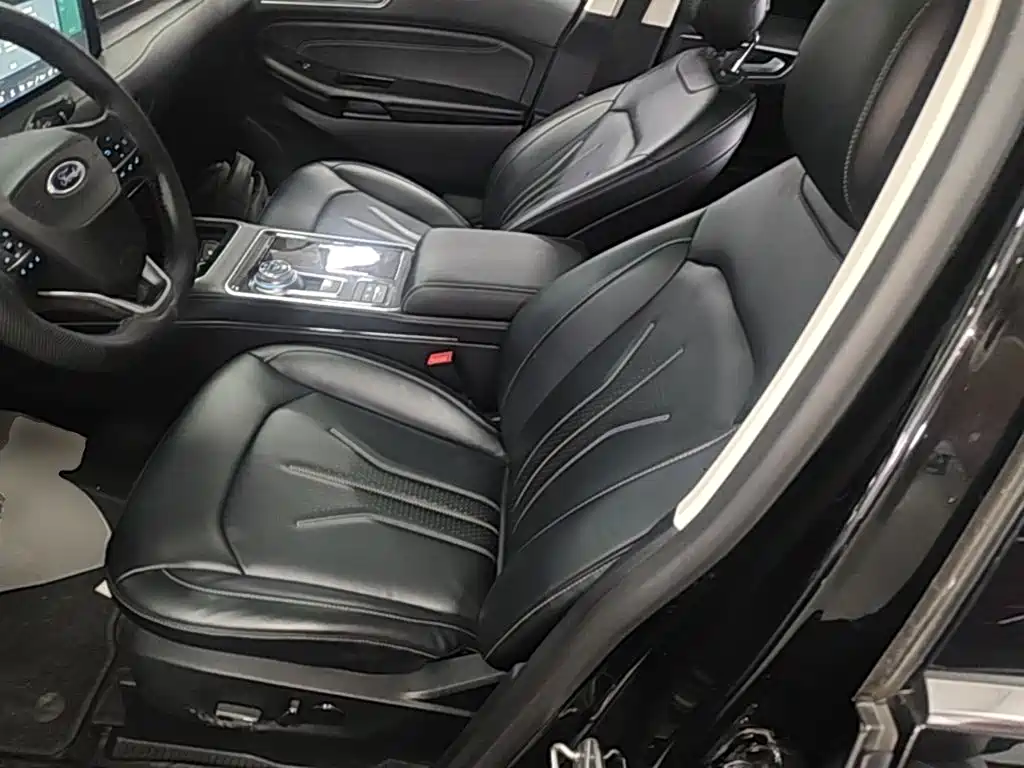 Ford Edge 2022 2021 PLUS EcoBoost 245 FWD Luxury Sharp 7-seater