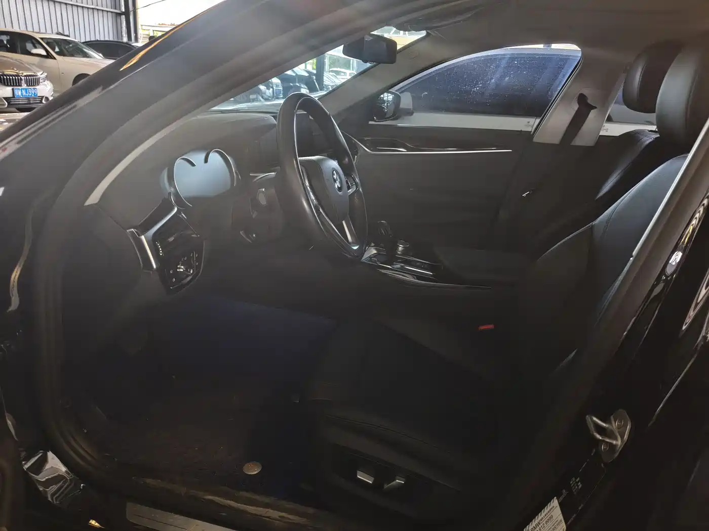 BMW 5 Series 2018 525Li Luxury Package фото 9