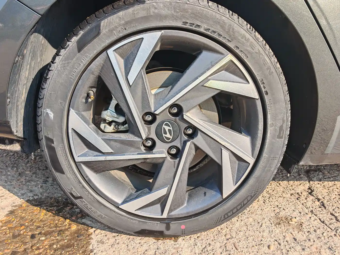 Hyundai Elantra 2023 1.5L CVT GLX Elite Edition фото 12
