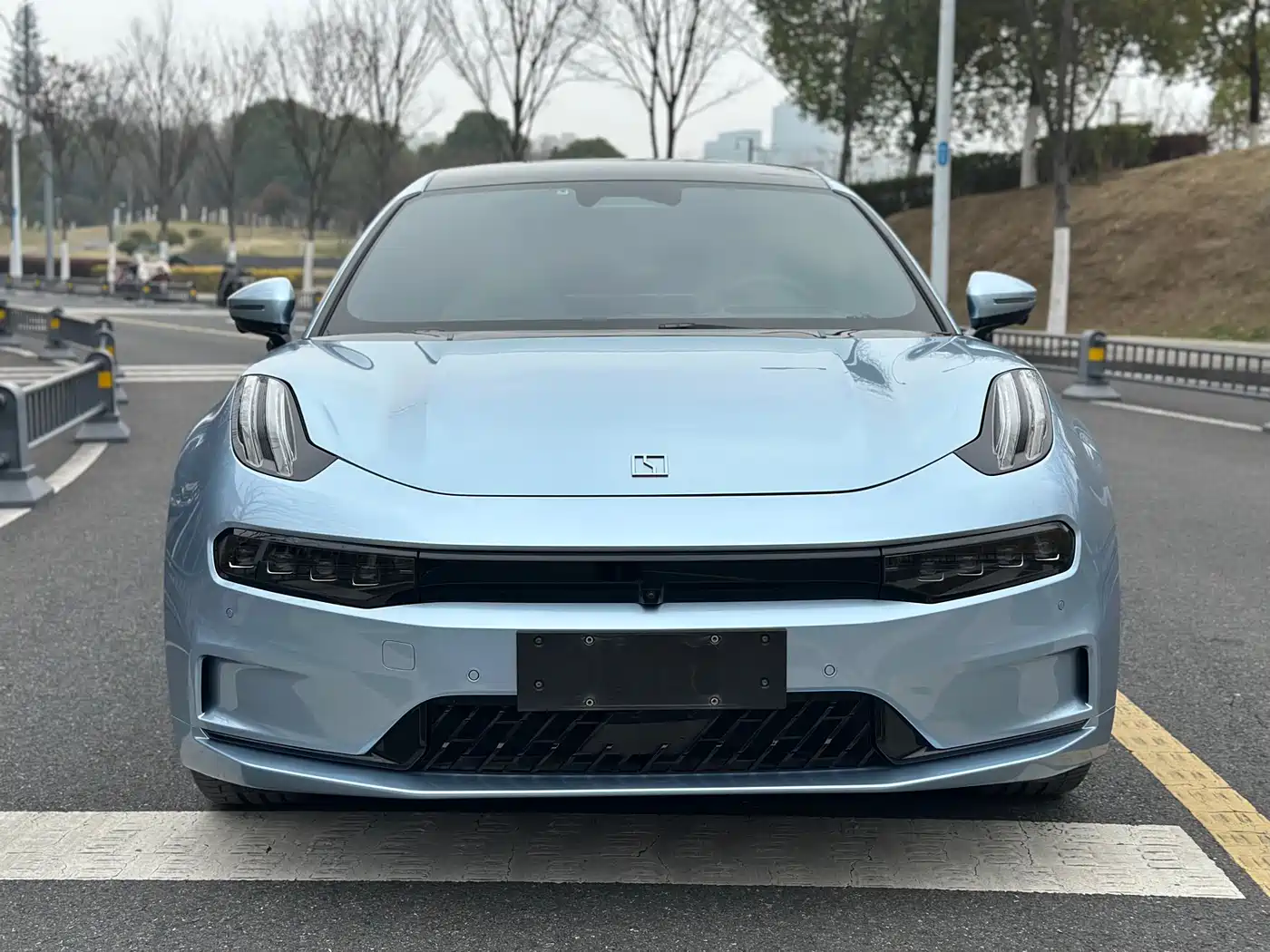 ZEEKR EXTREME KRYPTON 001