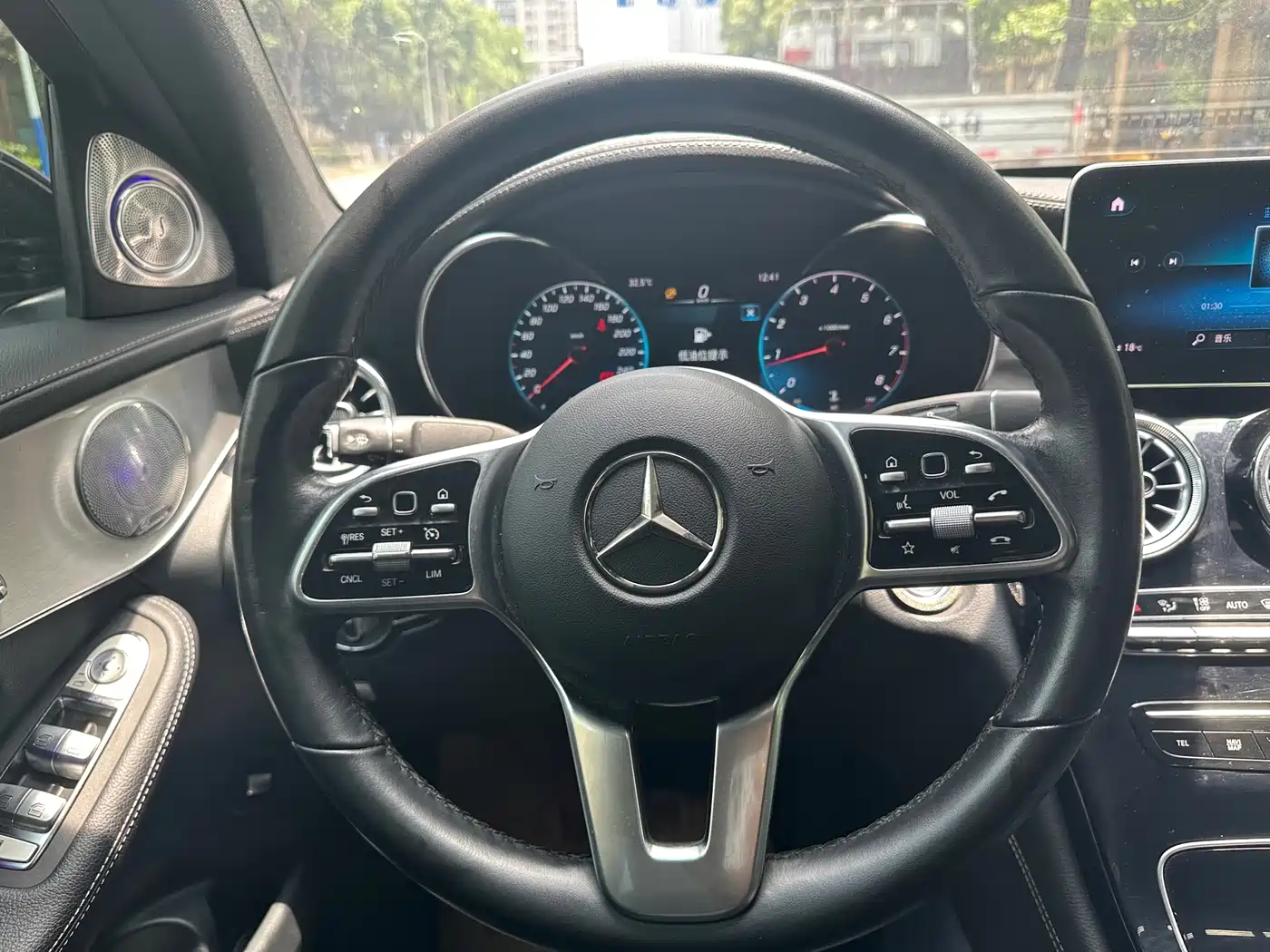 Mercedes-Benz GLC Coupe 2020 GLC 260 4MATIC Coupe SUV фото 26