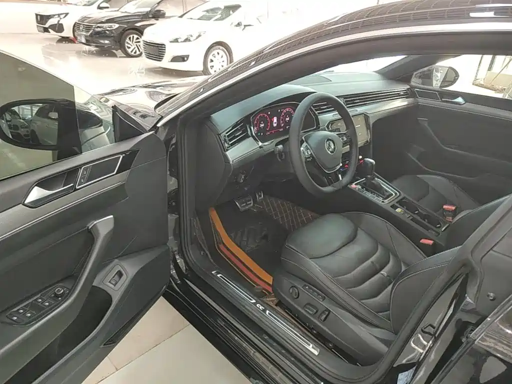 Volkswagen FAW-Volkswagen CC 2020 330TSI Glamour Version China VI фото 16