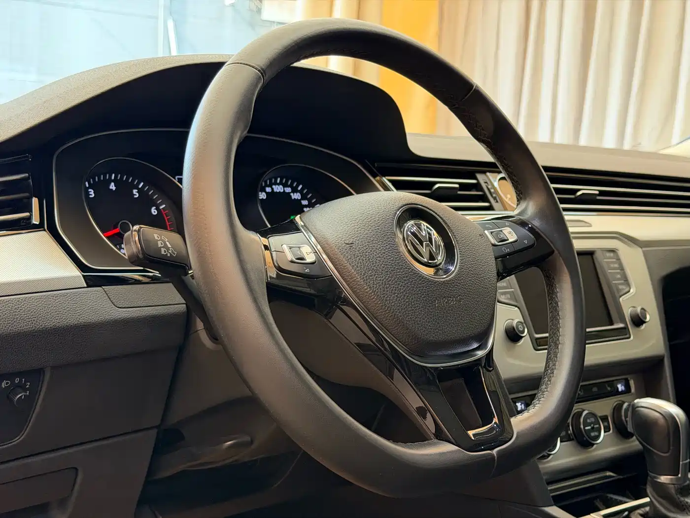 Volkswagen Weilan 2017 380TSI 2WD Comfort Edition фото 7