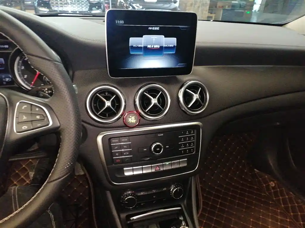 Mercedes-Benz GLA 2018 GLA 200 Fashion фото 9