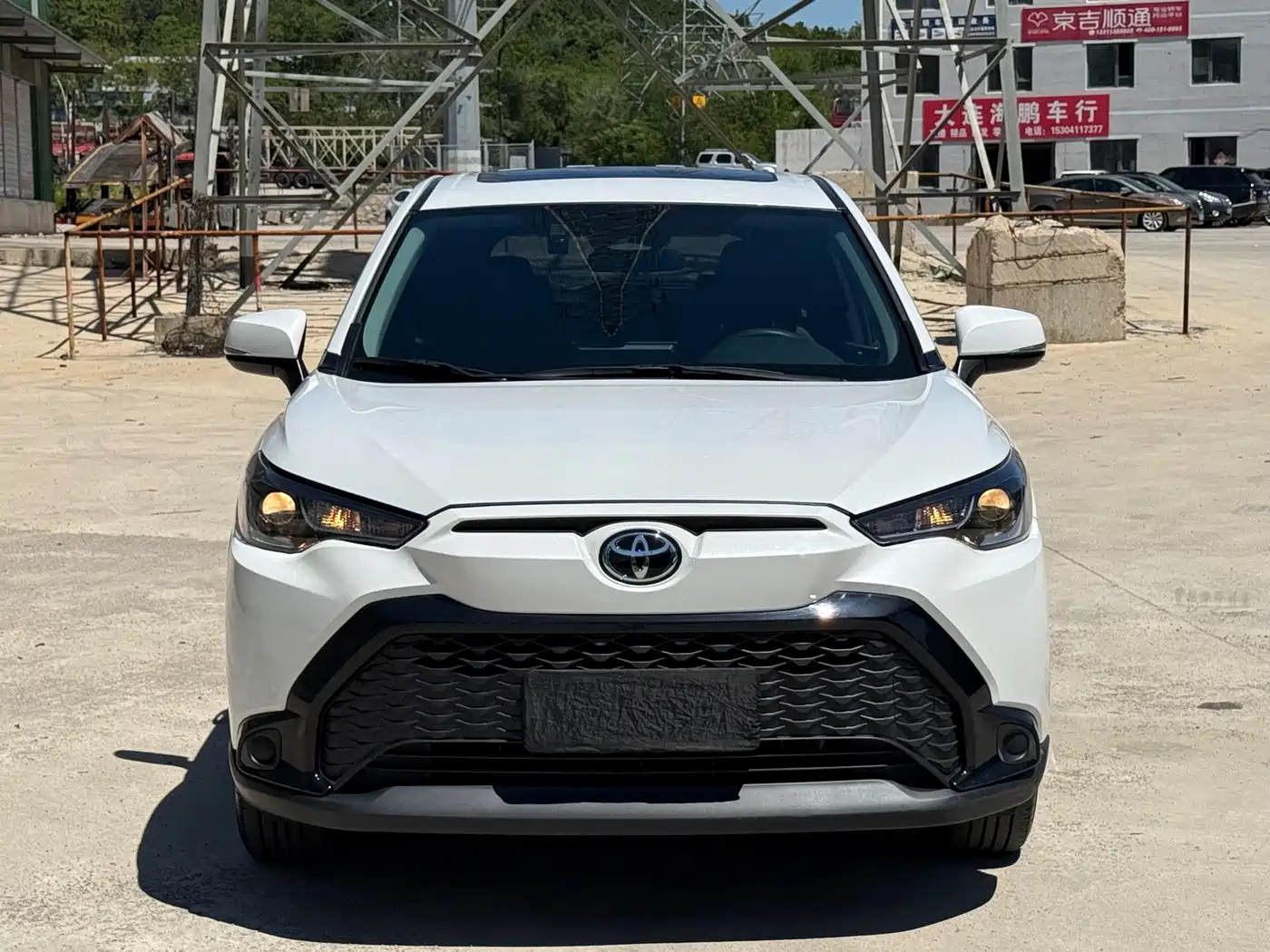 Toyota Frontlander 2024 2.0L CVT Leading Plus Edition фото 2