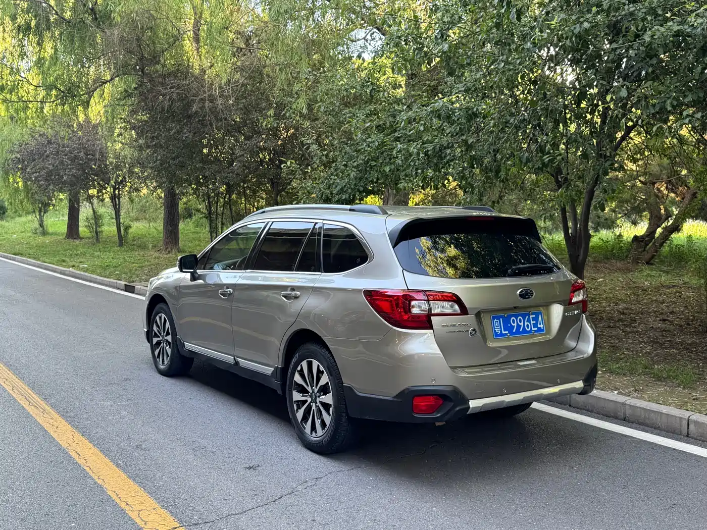 Subaru Outback 2016 2.5i Sport Navigation Edition фото 11
