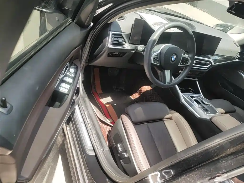 BMW 3 Series 2024 325Li M Sport Shadowline Package фото 23