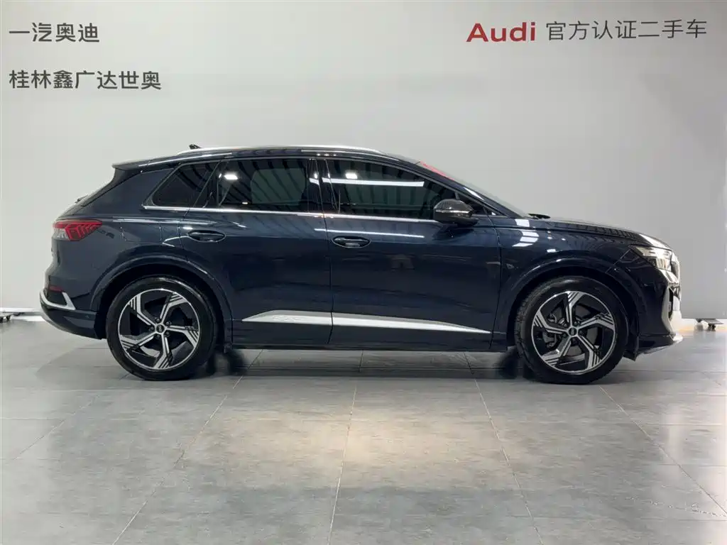 Audi Q4 e-tron 2023 40 e-tron Innovation Edition фото 3