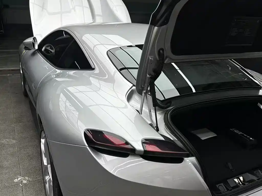 Ferrari Roma 2022 2020 3.9T V8