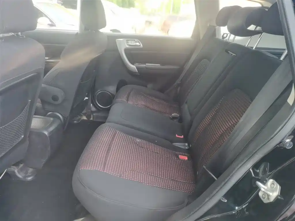 Haval H6 2014 Upgrade Edition 2.0T Diesel Manual 2WD Urban Type фото 17