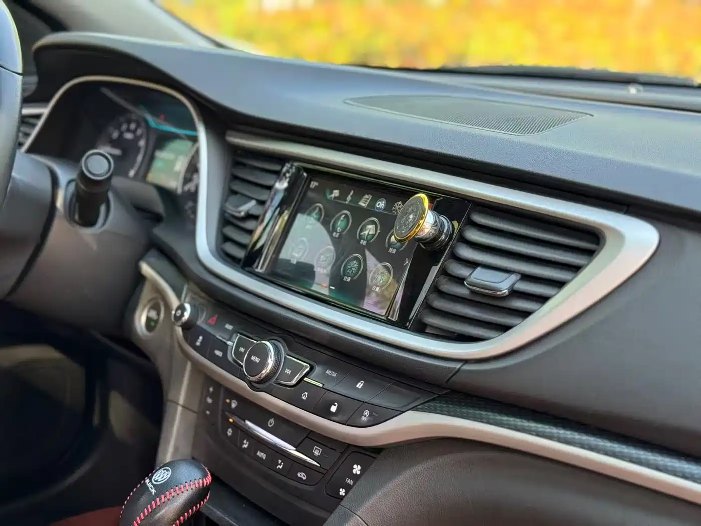 Buick Excelle 2018 18T Automatic Flagship фото 12