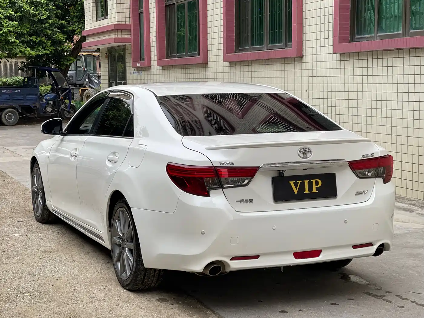 Toyota Reiz 2013 2.5V Premium Edition фото 5