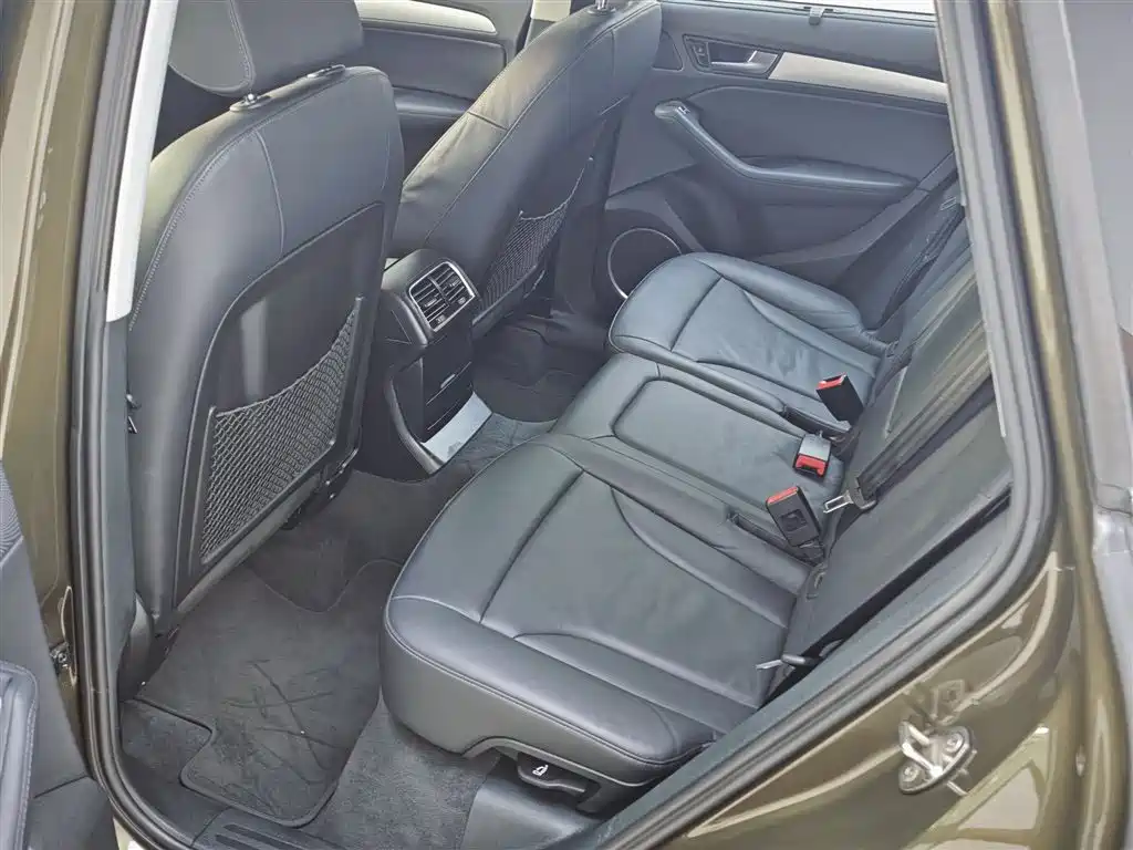 Audi Q5 (Import) 2013 45 TFSI quattro Sport фото 12