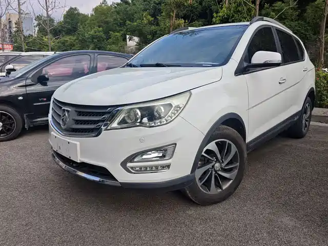Baojun Baojun 560 2016 1.8L iAMT Luxury