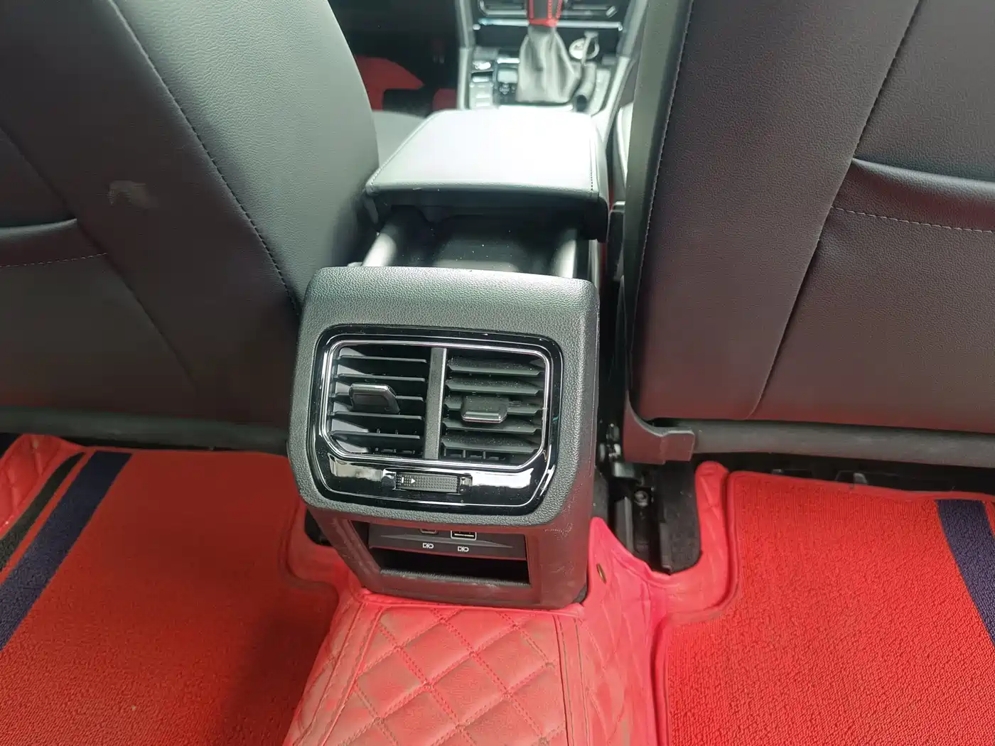 Volkswagen Lamando 2021 280TSI DSG Comfort Edition фото 13
