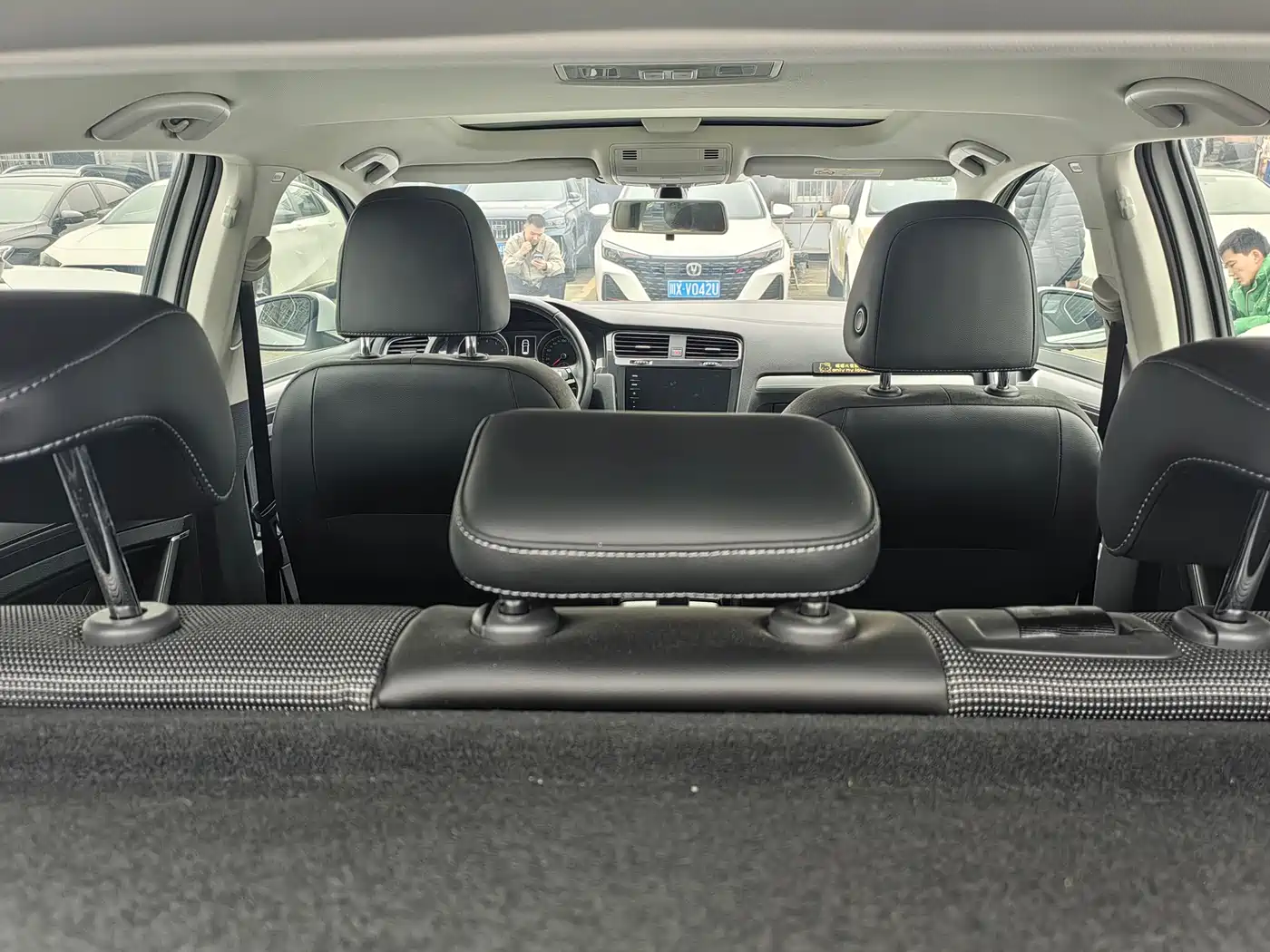 Volkswagen Golf 2020 280TSI DSG Comfort фото 11