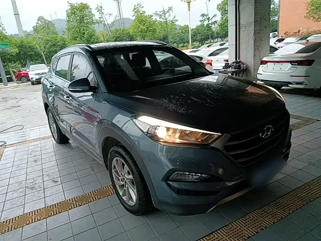 Hyundai Tucson 2015 1.6T Dual Clutch 2WD Smart фото 4