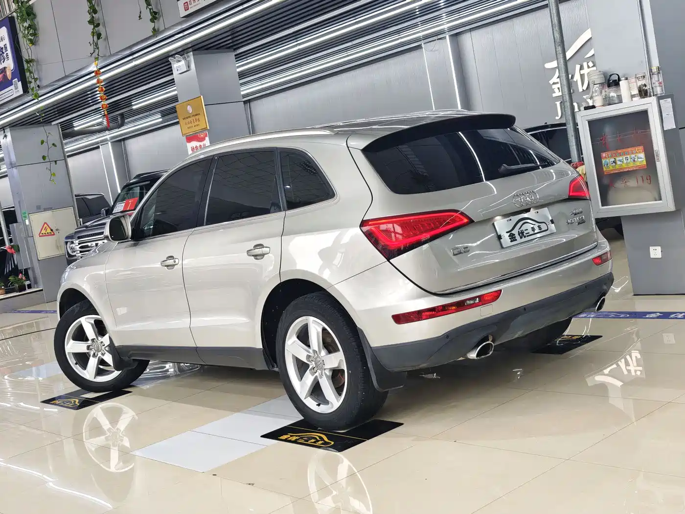 Audi Q5 2016 40 TFSI Technology Model фото 3