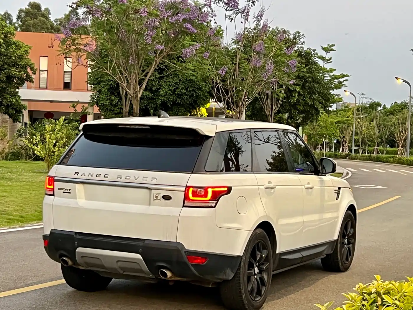 Land Rover Range Rover Sport 2017 3.0 SC V6 HSE фото 6