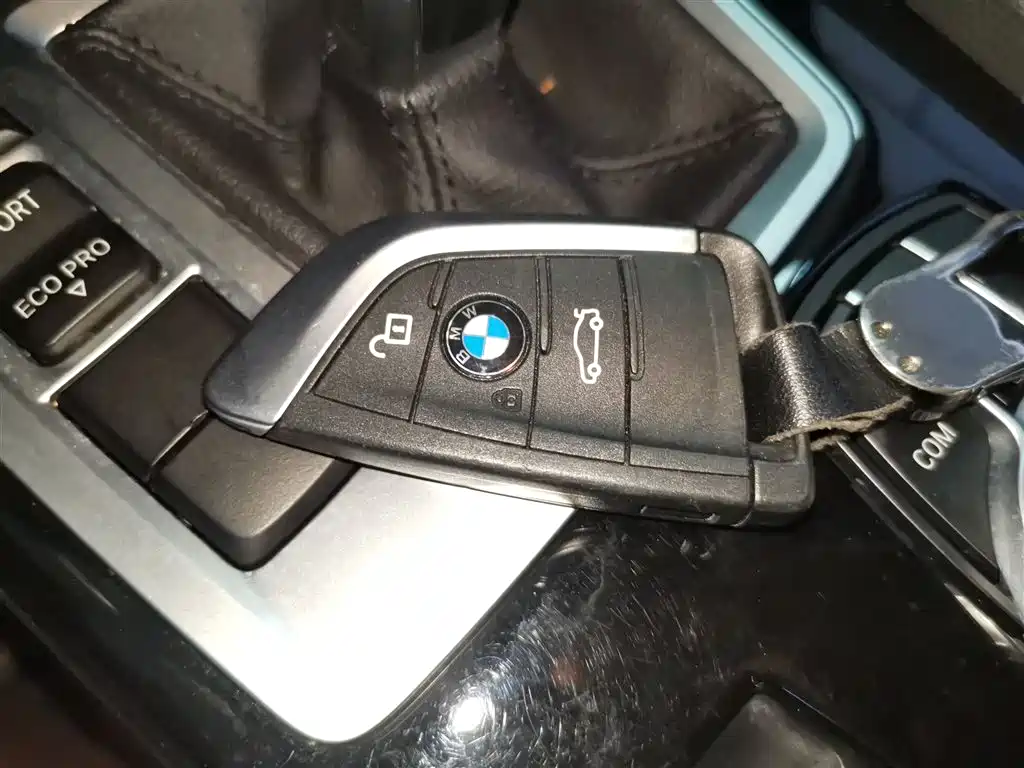 BMW 1 Series 2021 Facelift 120i M Sport Shadow Edition фото 9