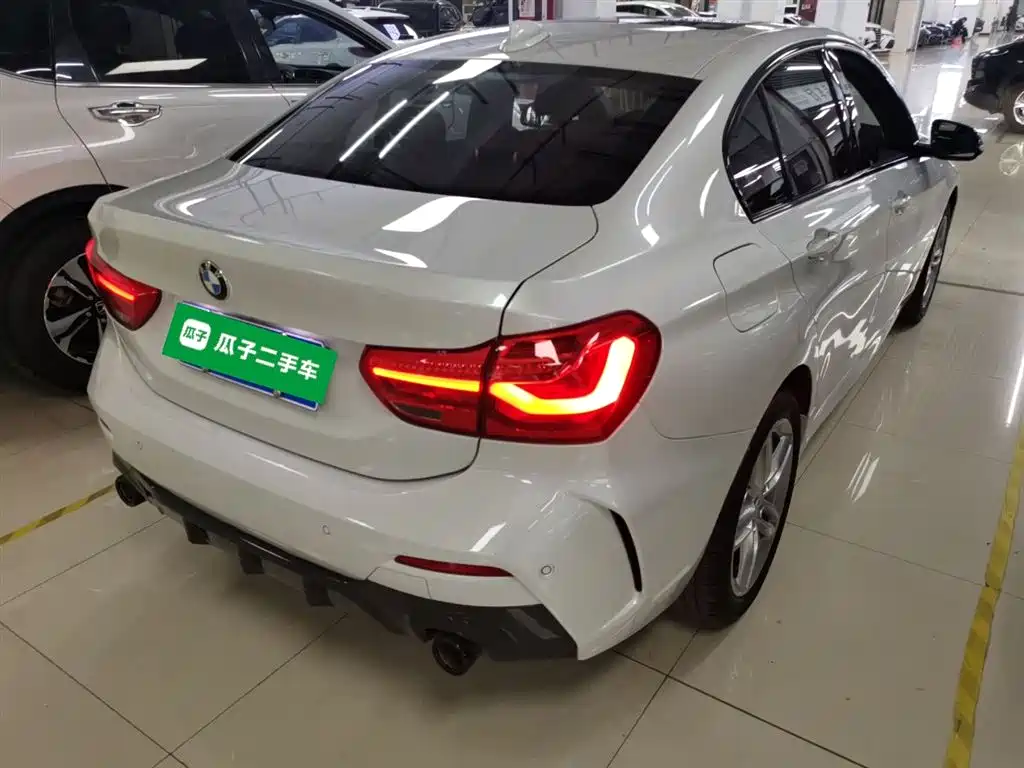 BMW 1 Series 2021 Facelift 120i M Sport Shadow Edition фото 7