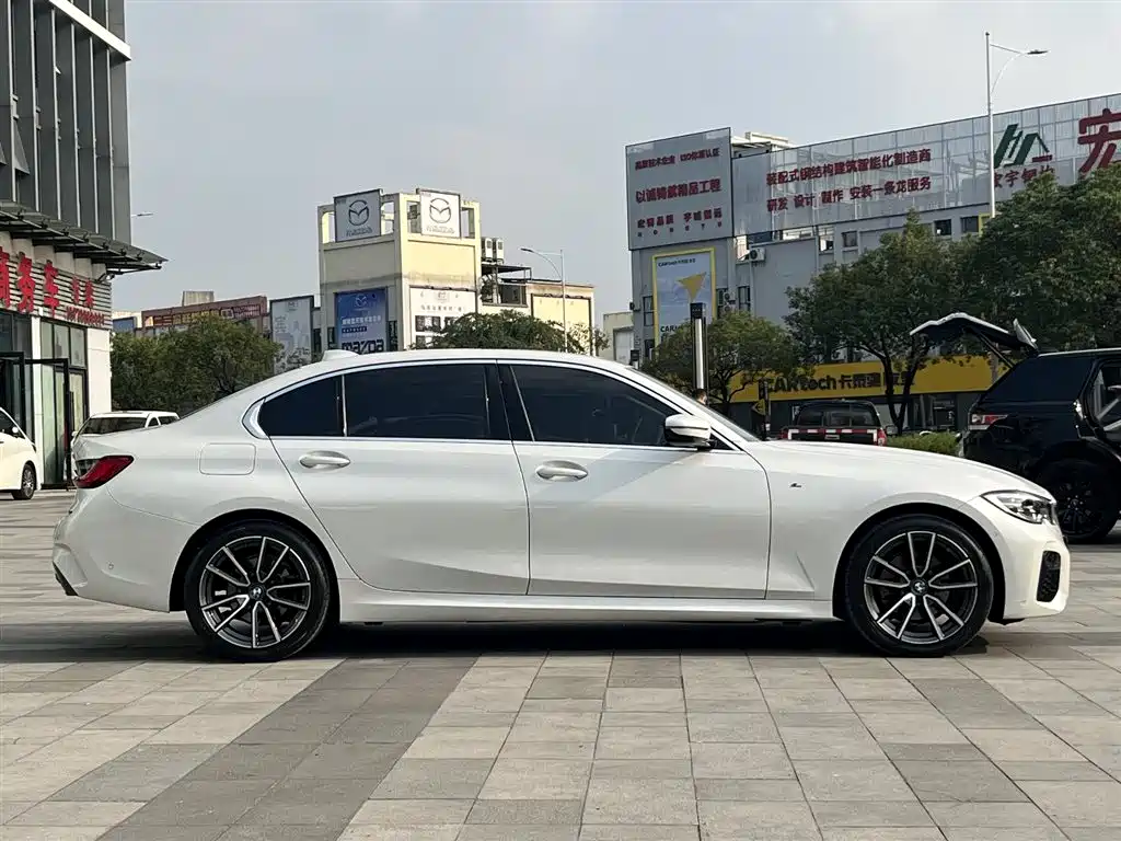 BMW 3 Series 2021 Facelift 325Li M Sport Package фото 4