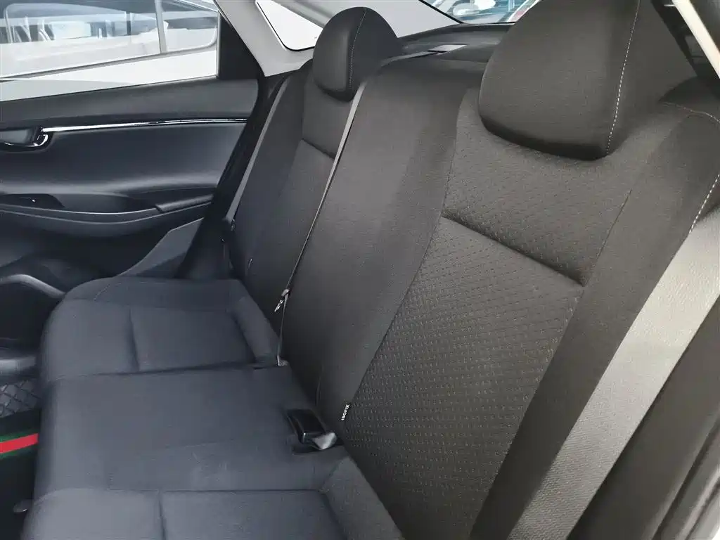 Hyundai Elantra 2018 1.6L Auto Joy GL (China V) фото 17