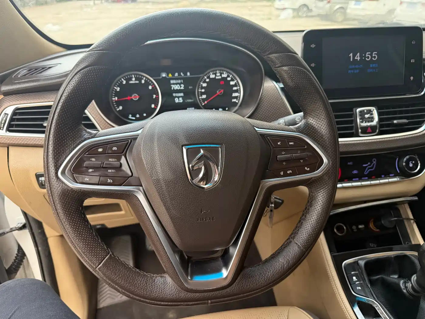 Baojun 730 2017 1.5T Manual Luxury 7-Seater фото 6