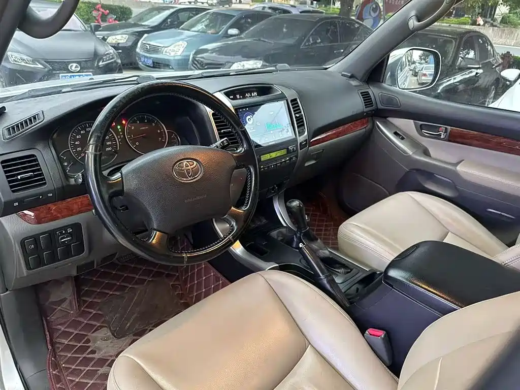 Toyota Prado (Import) 2004 GX 2.7 Automatic фото 4