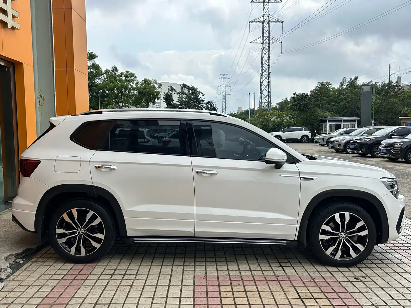Volkswagen Tharu 2019 Model 280TSI 2WD R-line China VI фото 8
