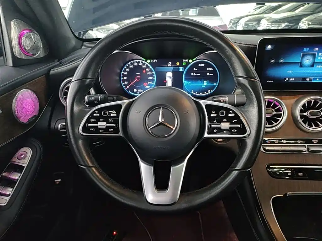 Mercedes-Benz GLC 2021 GLC 300 L 4MATIC Sporty фото 11