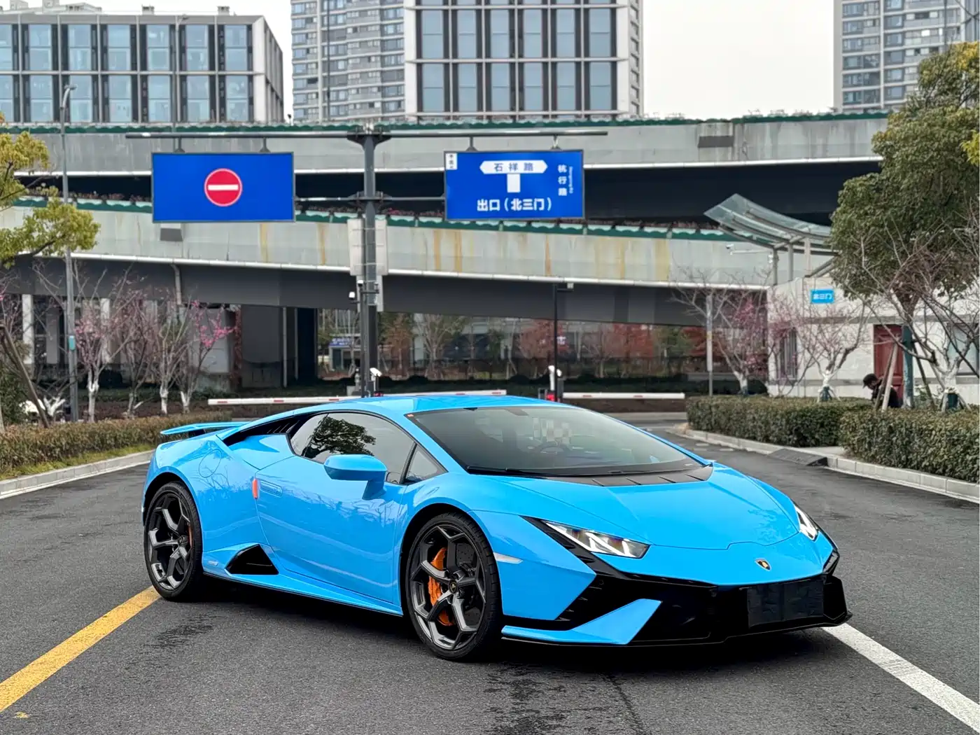 Lamborghini Huracán 2023 Huracán Tecnica фото 3
