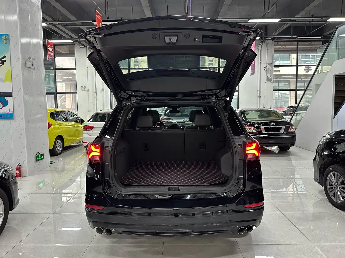 Chevrolet Equinox 2021 550T RS 4WD Intelligent Defender Edition фото 16