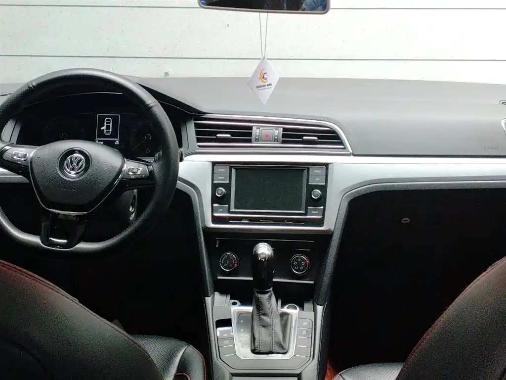 Volkswagen Lamando 2019 230TSI DSG Fashion Edition China VI фото 8