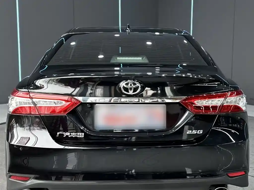 Toyota Camry 2021 2.5G Luxury Edition фото 25