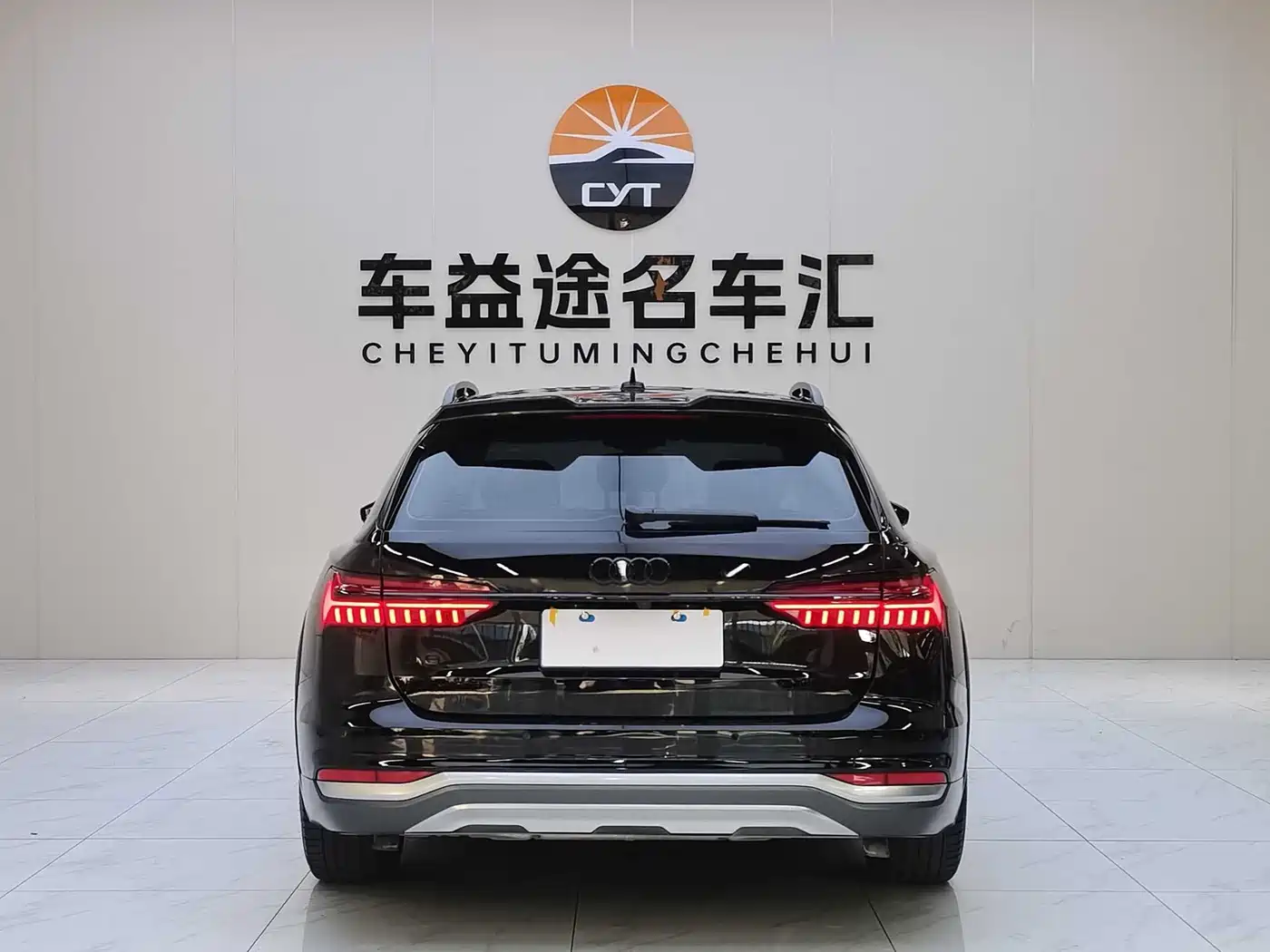 Audi A6 (Import) 2022 2022 allroad quattro Explorer 55 TFSI Premium Off-road