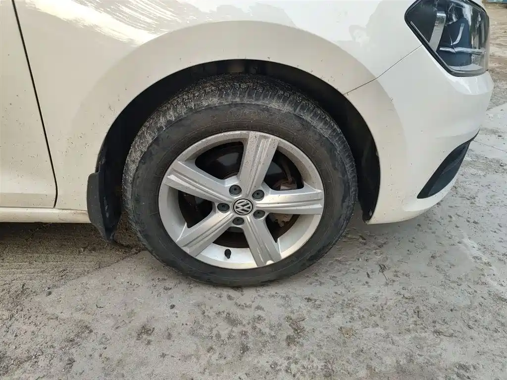 Volkswagen Santana 2015 Gran Santana 1.6L Manual Trend фото 26