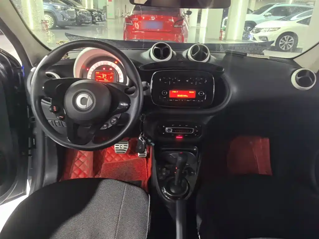 smart forfour 2018 2018 1.0L 52kW Agile Edition