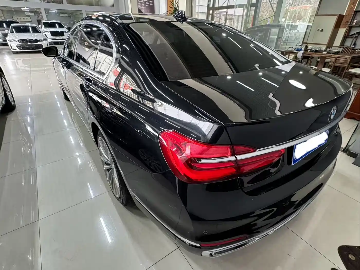 BMW 7 Series 2018 730Li Leading Type Excellence Package фото 7