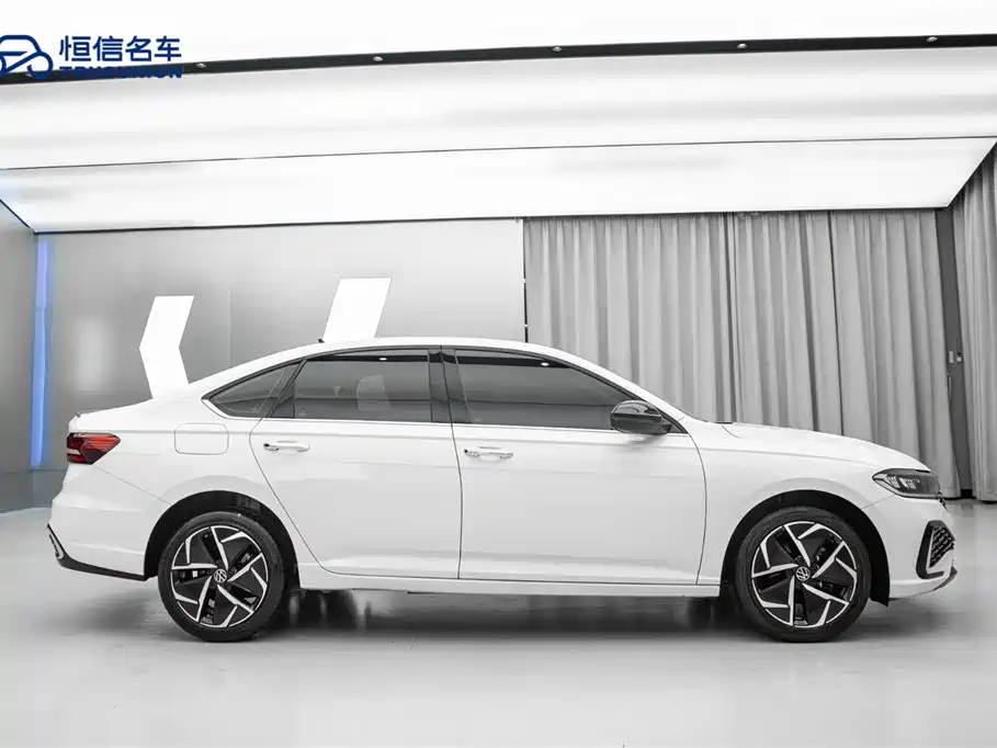 Volkswagen Lavida 2023 Model 280TSI DSG Starlight Eternal Edition фото 4