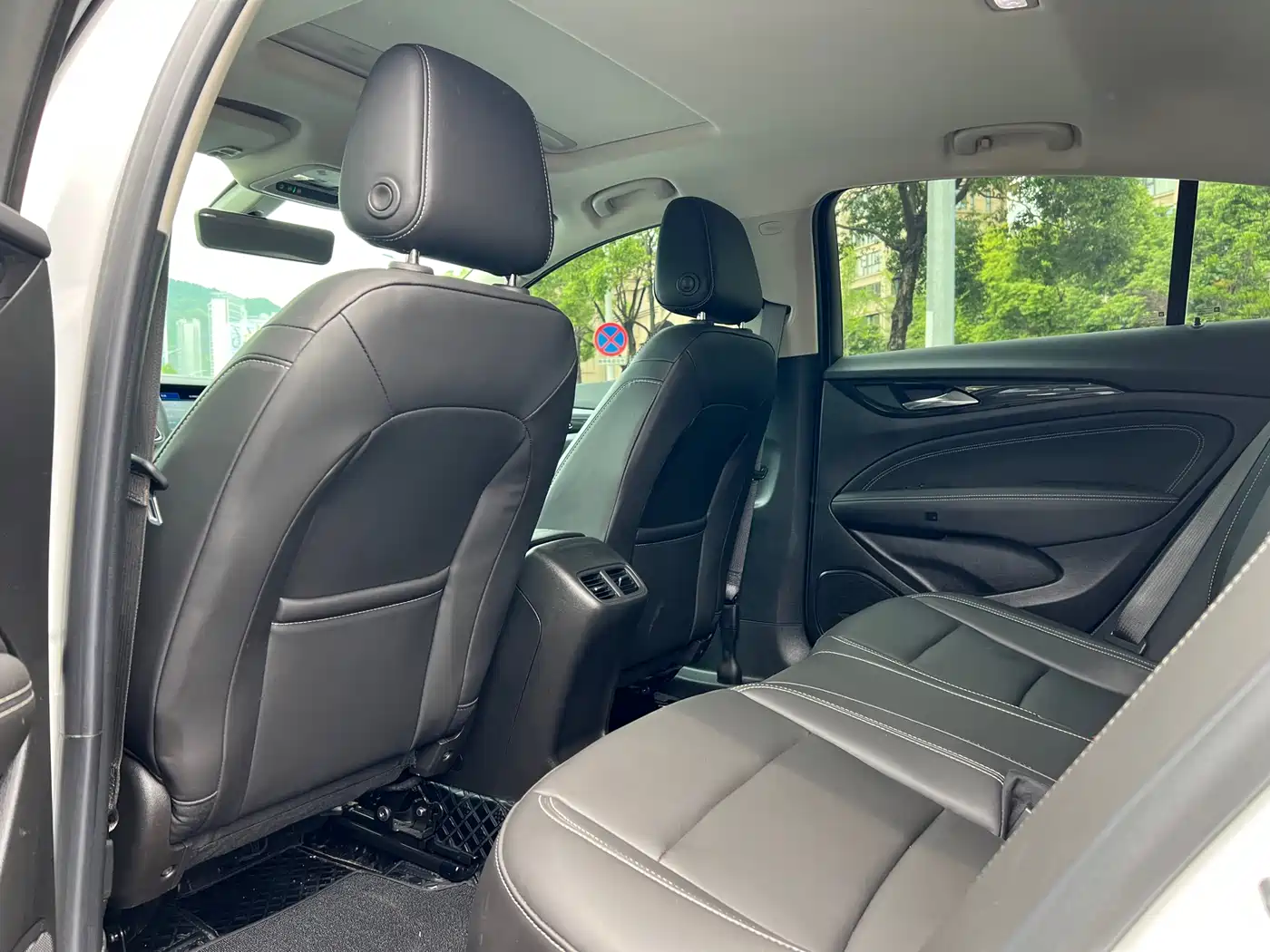 Buick Regal 2024 25T Ultra Comfort Edition фото 7