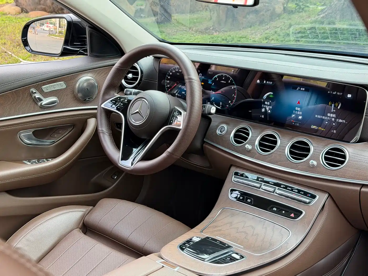 MERCEDES-BENZ E CLASS