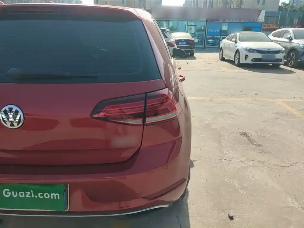 Volkswagen Golf 2018 230TSI Automatic Comfort фото 8