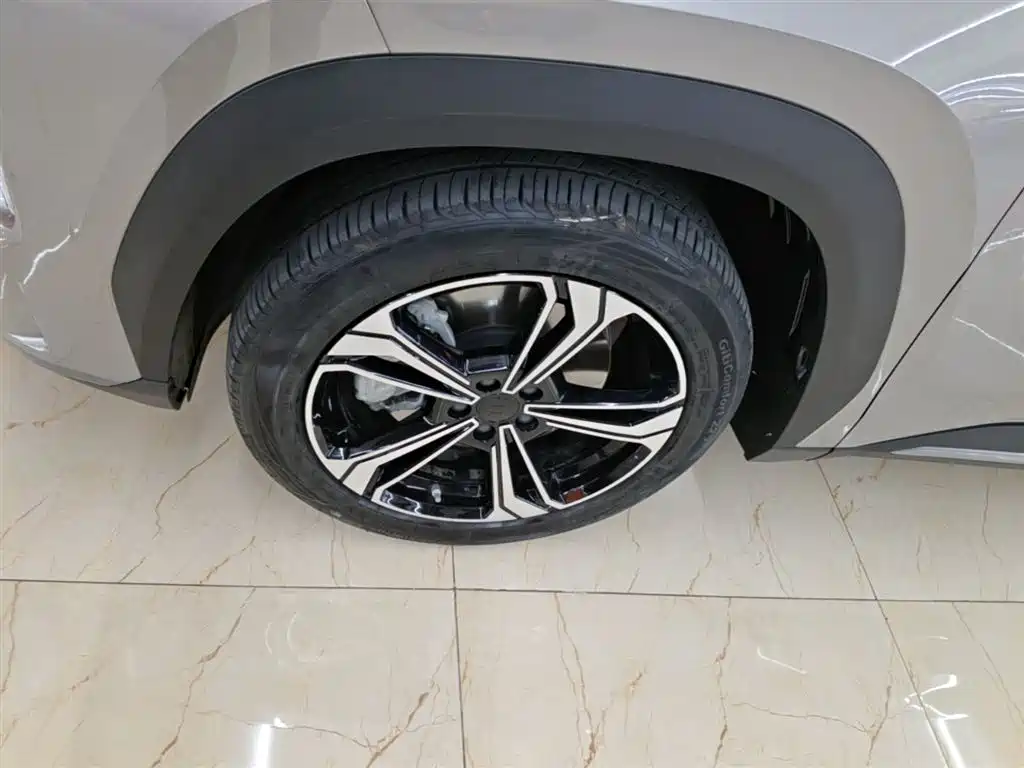 Geely Galaxy Galaxy L7 2023 1.5T 115km Starship фото 23