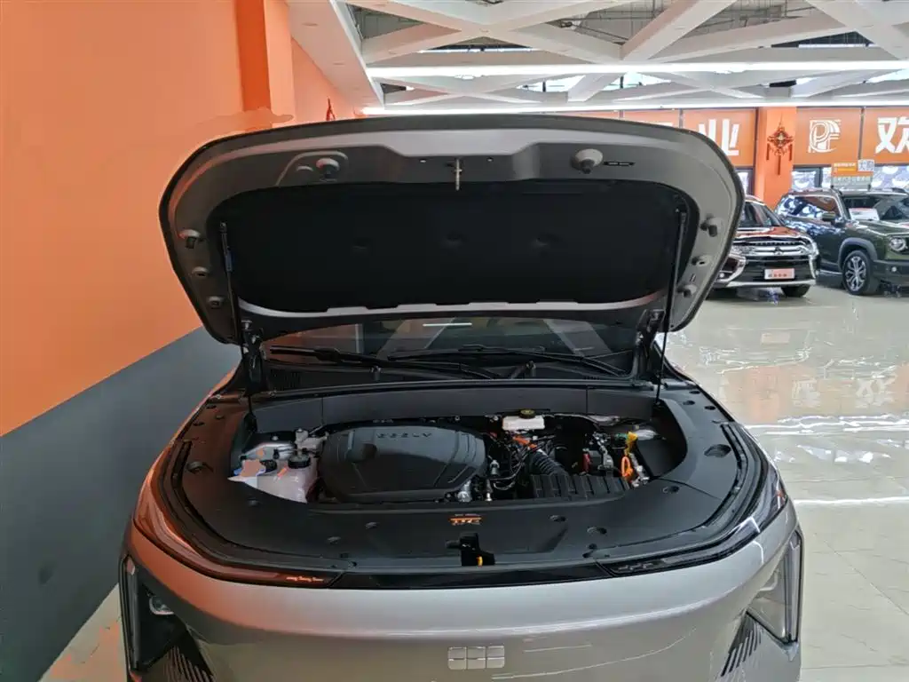 Geely Galaxy Galaxy L7 2023 1.5T 115km Starship фото 20